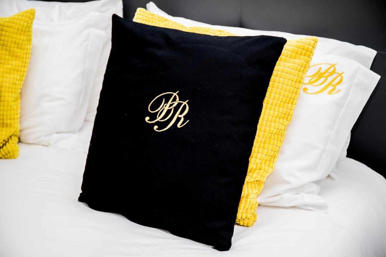 Posh Residences 吉马良斯 外观 照片