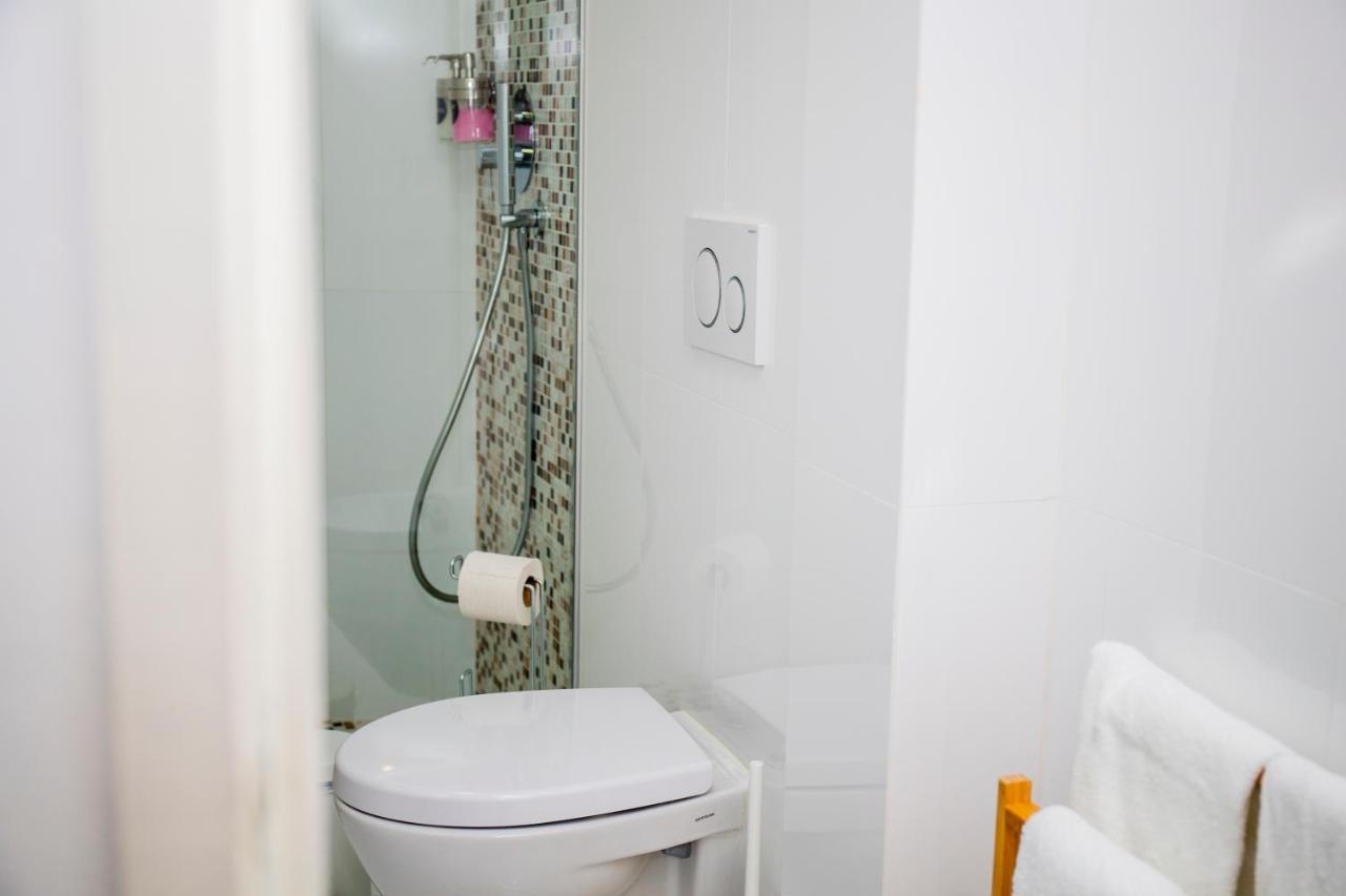 Posh Residences 吉马良斯 外观 照片